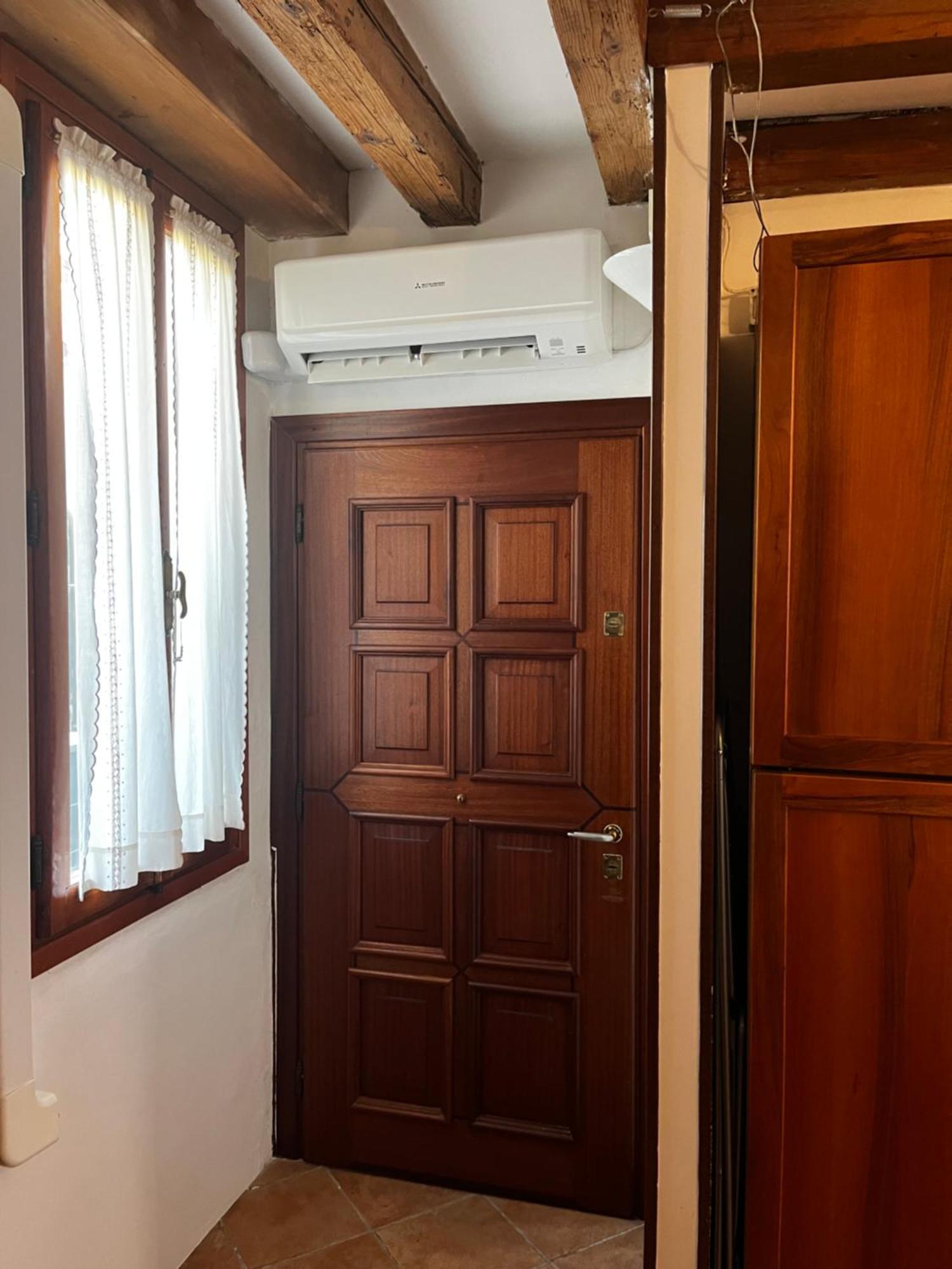 Apartamento Casarosalia Venecia Exterior foto